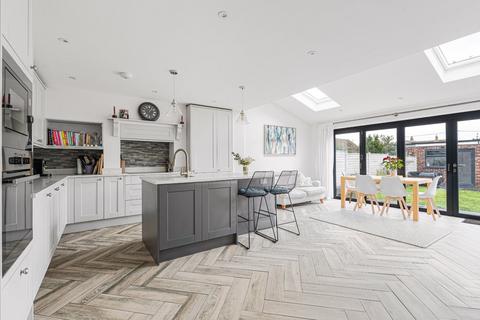 undefined, Queens Road, Oxfordshire OX9