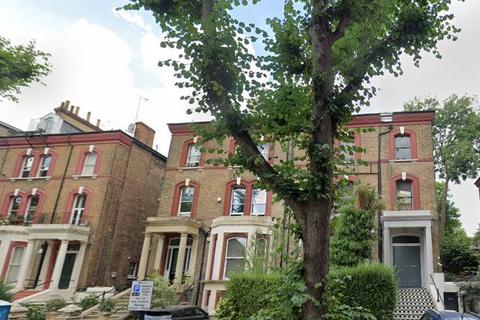 undefined, Belsize Avenue, Belsize Park, London, NW3