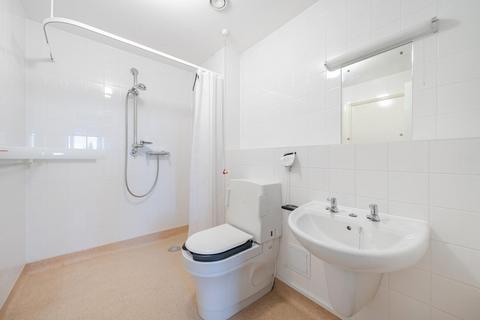 2 bedroom retirement property for sale, Kent Road, Chandler's Ford