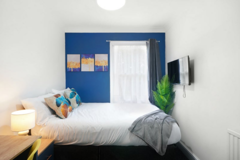 undefined, Venetia Road, London W5