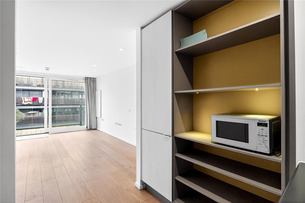 Kitchen/Reception