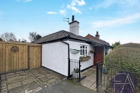 2 bedroom semi-detached bungalow for sale, Southport, Merseyside PR9