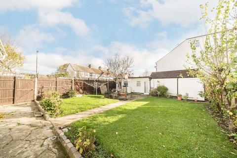 6 bedroom end of terrace house for sale, Briar Avenue, London SW16