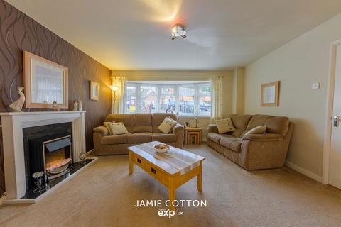 3 bedroom semi-detached house for sale, Thames Close, Brierley Hill DY5