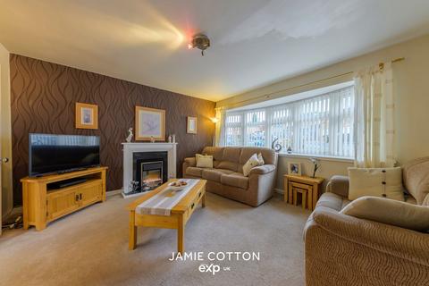 3 bedroom semi-detached house for sale, Thames Close, Brierley Hill DY5