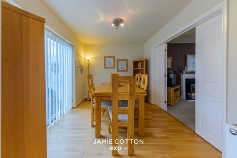 3 bedroom semi-detached house for sale, Thames Close, Brierley Hill DY5