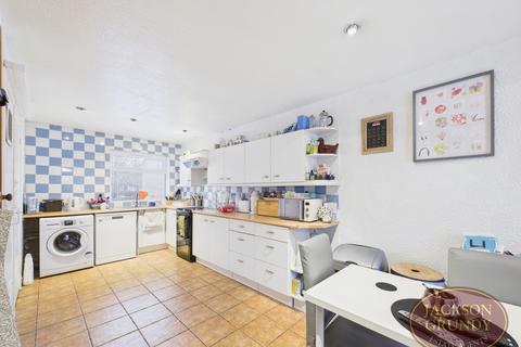 3 bedroom terraced house for sale, Rillwood Court, Lumbertubs, NN3 8JA