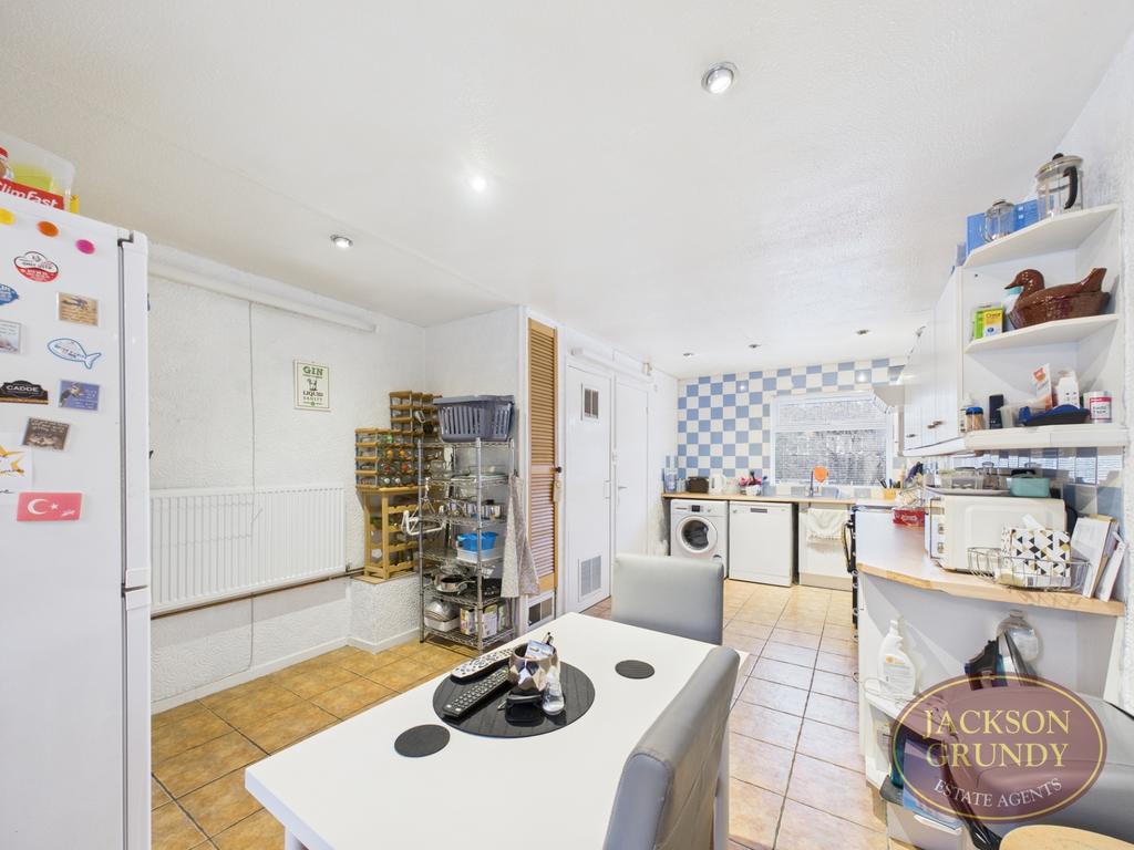 Rillwood Court