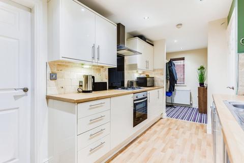 3 bedroom semi-detached house for sale, Carlton Court, Bradford BD11