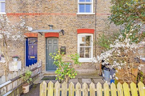 2 bedroom cottage for sale, Waldeck Terrace, East Sheen, SW14