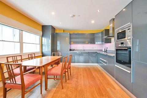 2 bedroom flat to rent, Borough High Street, London Bridge, London, SE1
