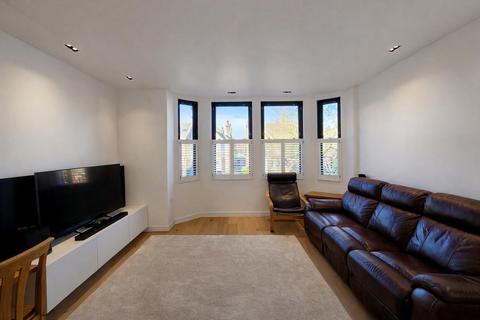 undefined, Creffield Road, W5