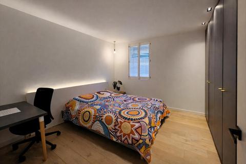 undefined, Creffield Road, W5