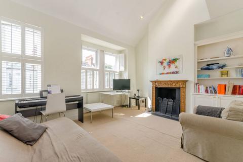 2 bedroom maisonette to rent, Rowallan Road, Munster Village, London, SW6