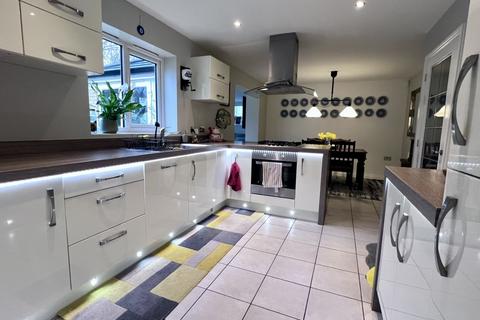 undefined, Hawthorne Grange, West Yorkshire WF8