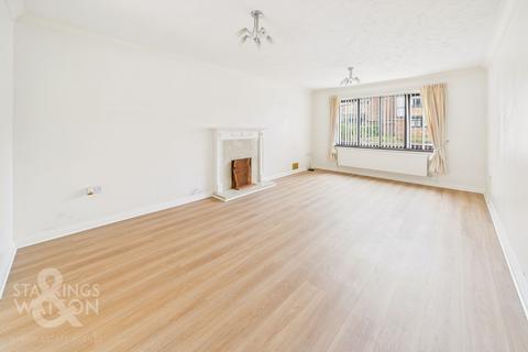 4 bedroom detached house for sale, Broadland Drive, Thorpe End, Norwich