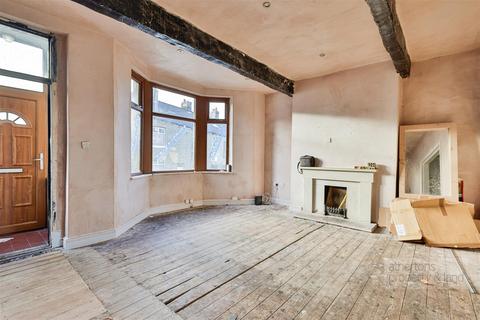 3 bedroom end of terrace house for sale, Knotts Lane, Colne, Lancashire BB8