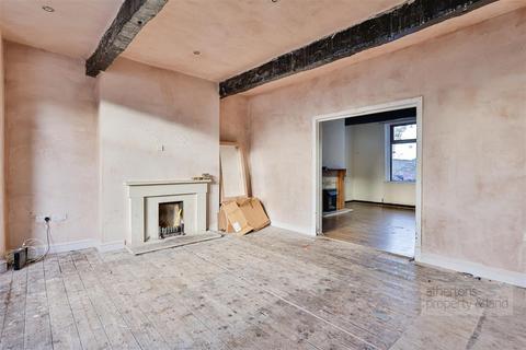 3 bedroom end of terrace house for sale, Knotts Lane, Colne, Lancashire BB8