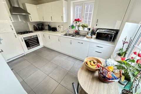 undefined, Aylesbury Drive, Dunstable LU5