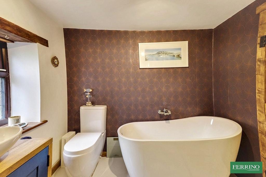 Ground Floor Bathroom