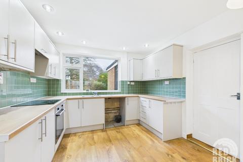 3 bedroom detached house to rent, Stonehaven Drive, Finham, Coventry, CV3