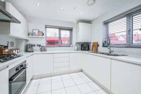undefined, Copse Close, Hampshire GU51