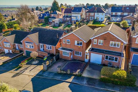 4 bedroom detached house for sale, Standhill Avenue, Nottingham NG4