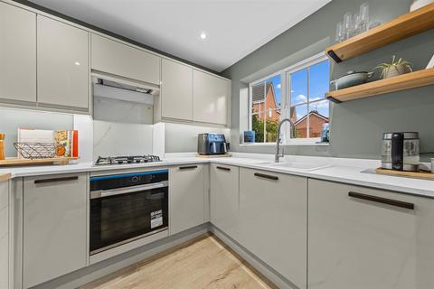 3 bedroom terraced house for sale, Edwards Croft, Milton Keynes MK13