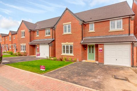 4 bedroom detached house to rent - Wadham Close, DE3