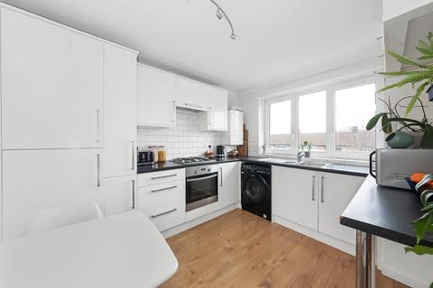3 bedroom flat for sale, Wood Vale, Forest Hill, London, SE23