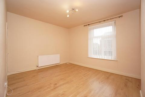 3 bedroom terraced house to rent, Roebuck Road, Crookesmoor, Sheffield, S6