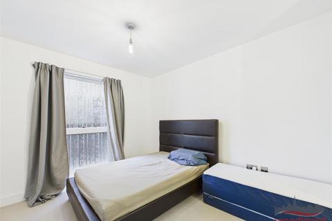 1 bedroom flat for sale, Lyon Road, Harrow