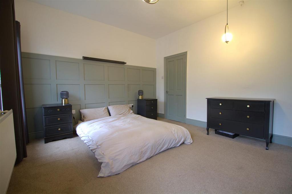 Bedroom1.jpg