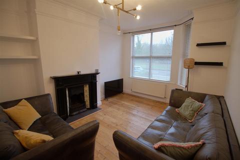 2 bedroom terraced house to rent, Manchester Road, Manchester M34