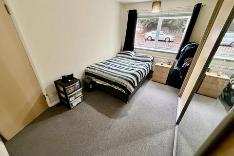 2 bedroom apartment for sale, Burnham Lodge Oakstead Close, Ipswich IP4