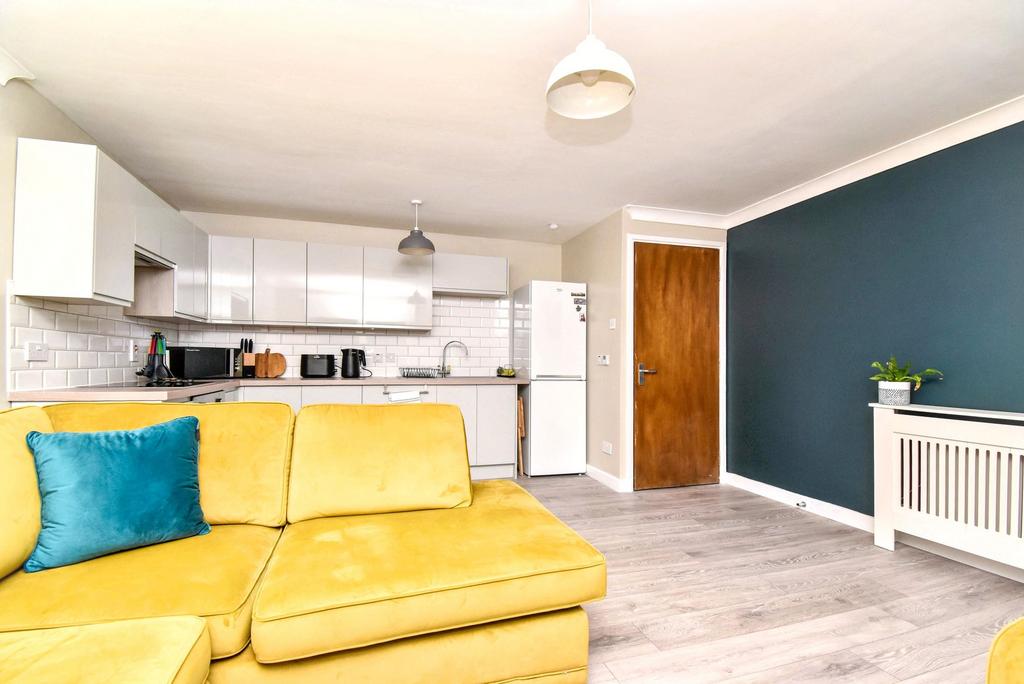 Lounge/Kitchen/Diner Angle 4