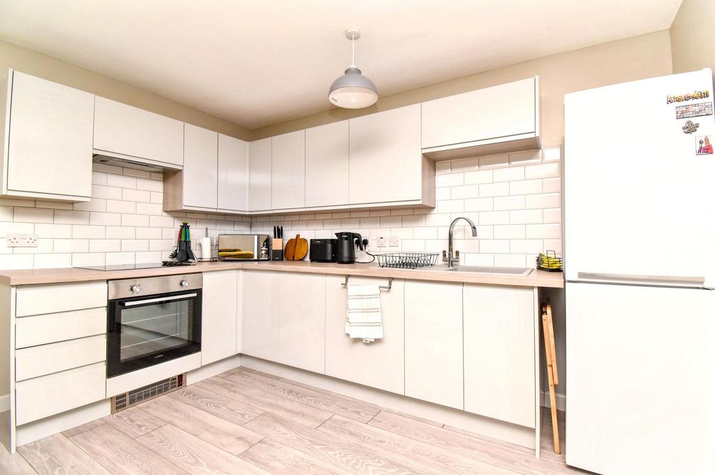 Lounge/Kitchen/Diner Angle 5