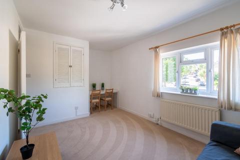 Lymore Avenue, Bath BA2