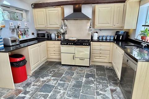 undefined, High Street, Cuckfield, Haywards Heath, West Sussex, RH17 5EN