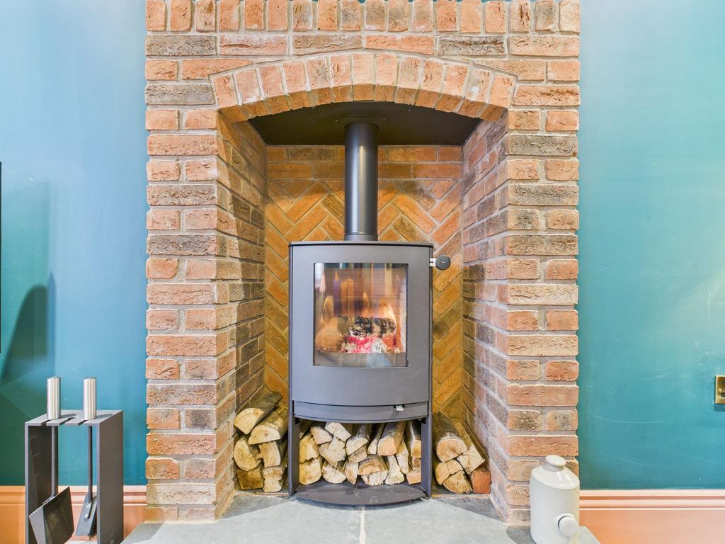 Lounge Fireplace