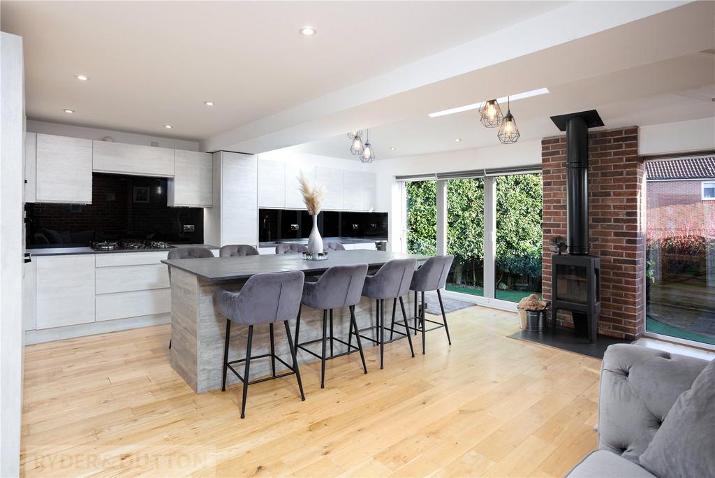 Kitchen/Family Room
