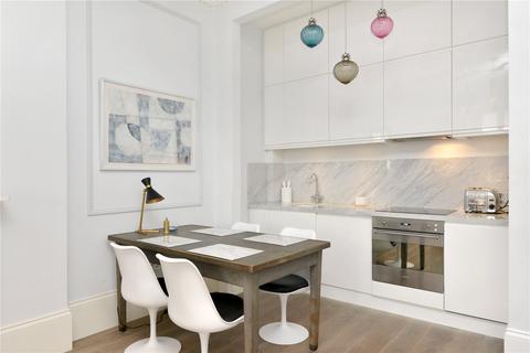 1 bedroom apartment for sale, Kensington Church Street, Kensington, London, W8