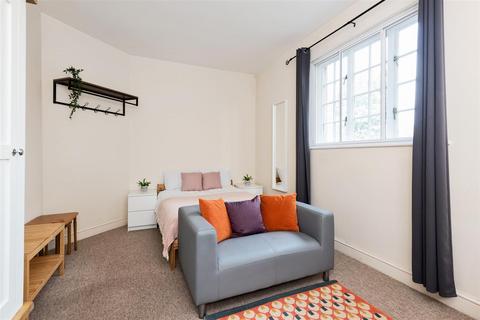 undefined, Wells Road, Bath BA2