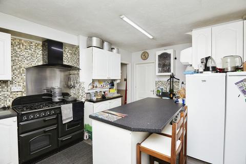 undefined, The Crest, Swadlincote DE12