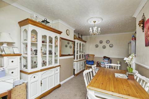 undefined, The Crest, Swadlincote DE12