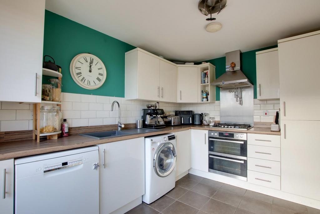 Kitchen breakfast room