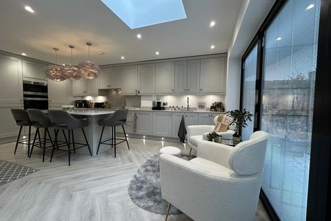 undefined, Juniper Gardens, Manchester M28