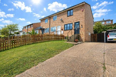 2 bedroom end of terrace house for sale, Shanklin Close, Princes Park, Kent, ME5