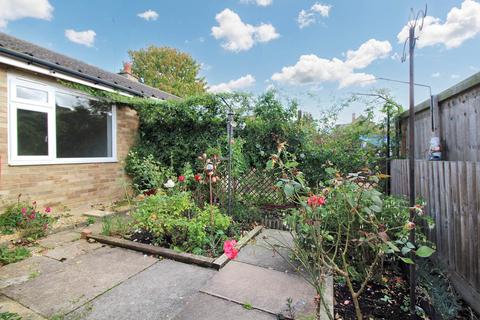 2 bedroom bungalow for sale, Manor Road, Akeley