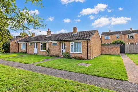 undefined, Manor Road, Akeley